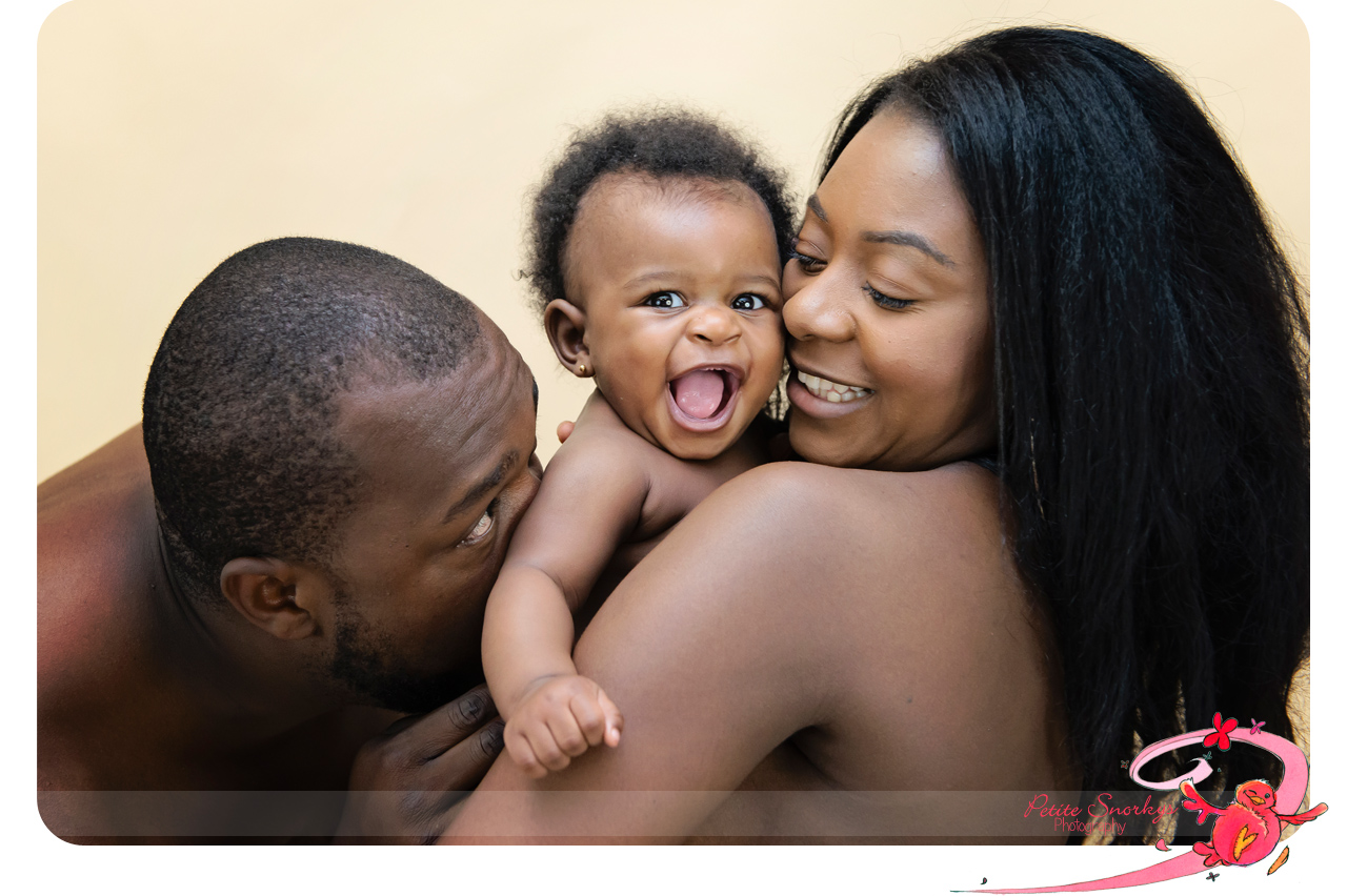 Bebe Une Jolie Famille Au Studio Petite Fille De 5 Mois Petite Snorkys Photography Liege Bebe Une Jolie Famille Au Studio Petite Fille De 5 Mois Petite Snorkys Photography Liege