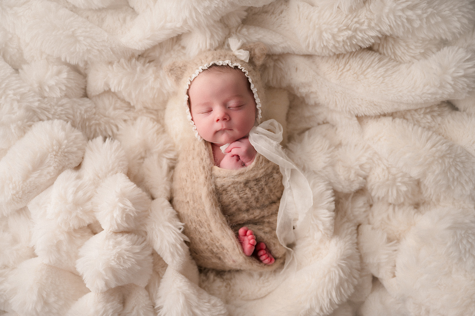 Esneux professionnelle, photographie bébé, manipulation newborn, workshop formation nouveau-né, Nouveau-né, bébé, photo de bébé, maman papa bébé, naissance, premiers jours, session newborn, newborn, photographe Liège, photo de bébé, Belgique, Esneux, Photo à Esneux, Photographe à Liège, petitesnorkys, doula, sécurité bébé