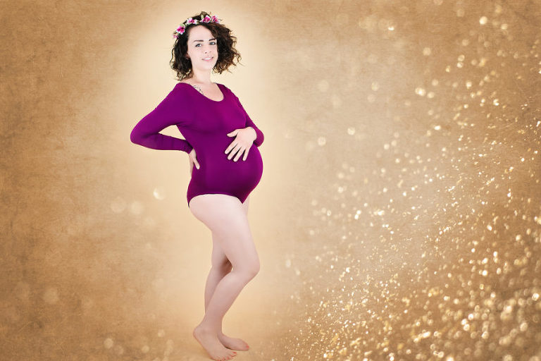 Photographe bébé, Photographe grossesse Liège, Future maman, enceinte, photo enceinte Liège, Esneux, studio grossesse, photo future maman, bébé, nouveau-né, famille photo, Femme enceinte, attendre un bébé, Petite Snorkys