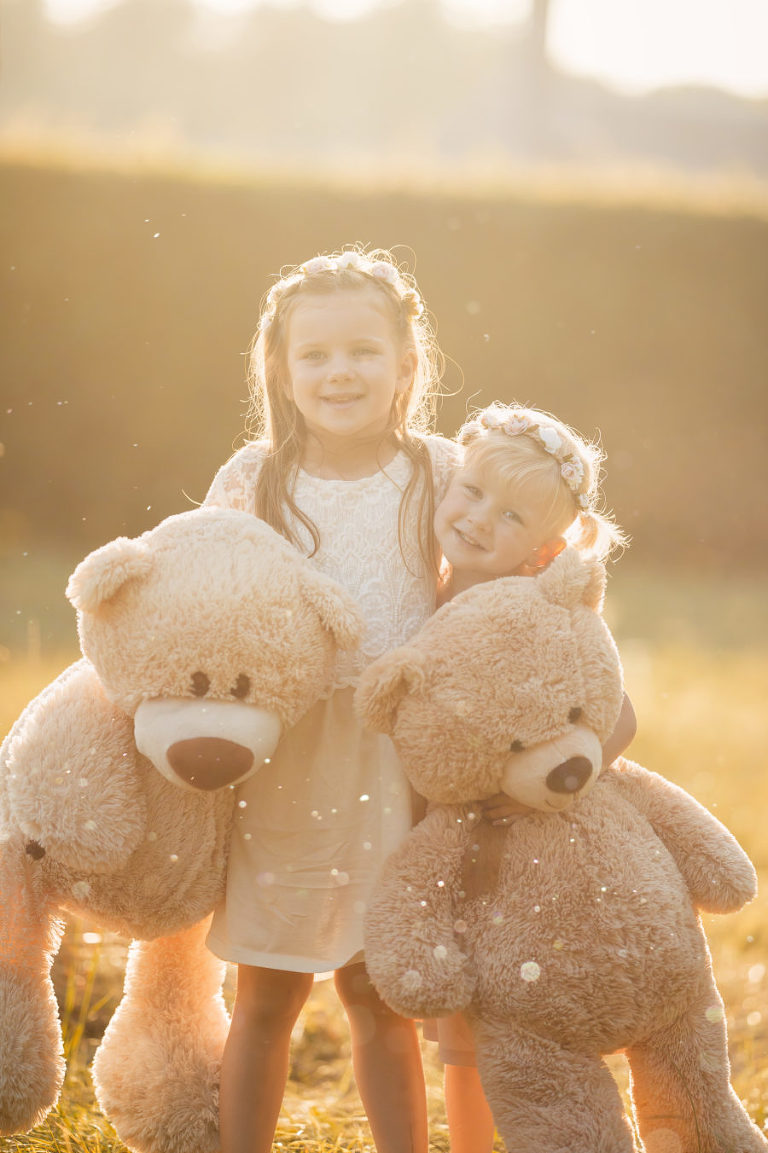 Famille, Château de Modave, Photographe Lifestyle, Province de Liège, Photo d'enfant, photographe bébé, photographe famille Liège, reportage photo extérieur, couché de soleil, photo naturelle, séance photo famille