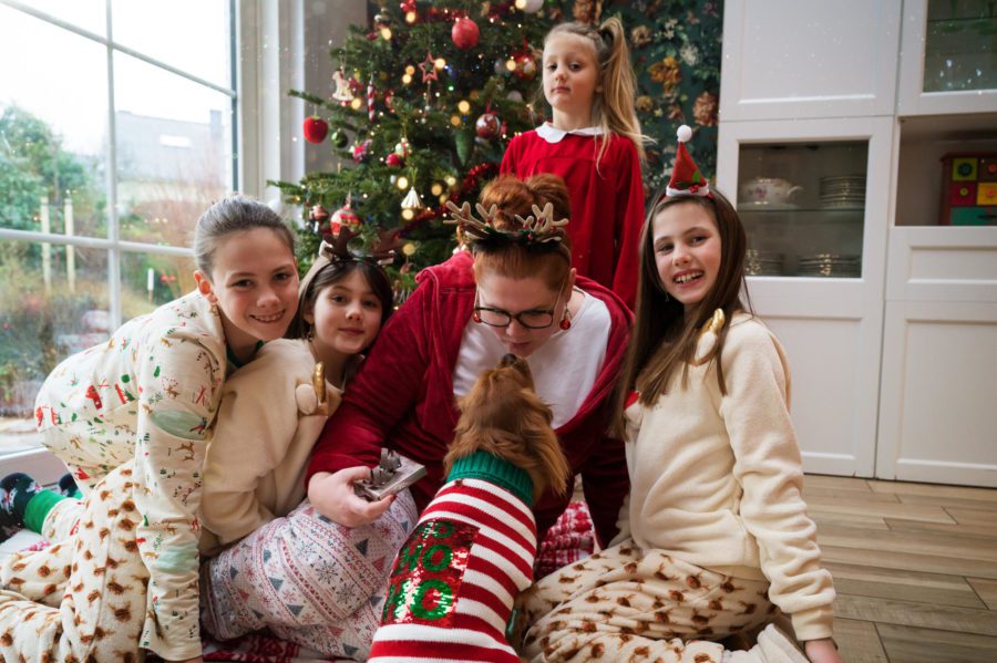 Scéance coocon de Noël en famille - Petite Snorkys Photography