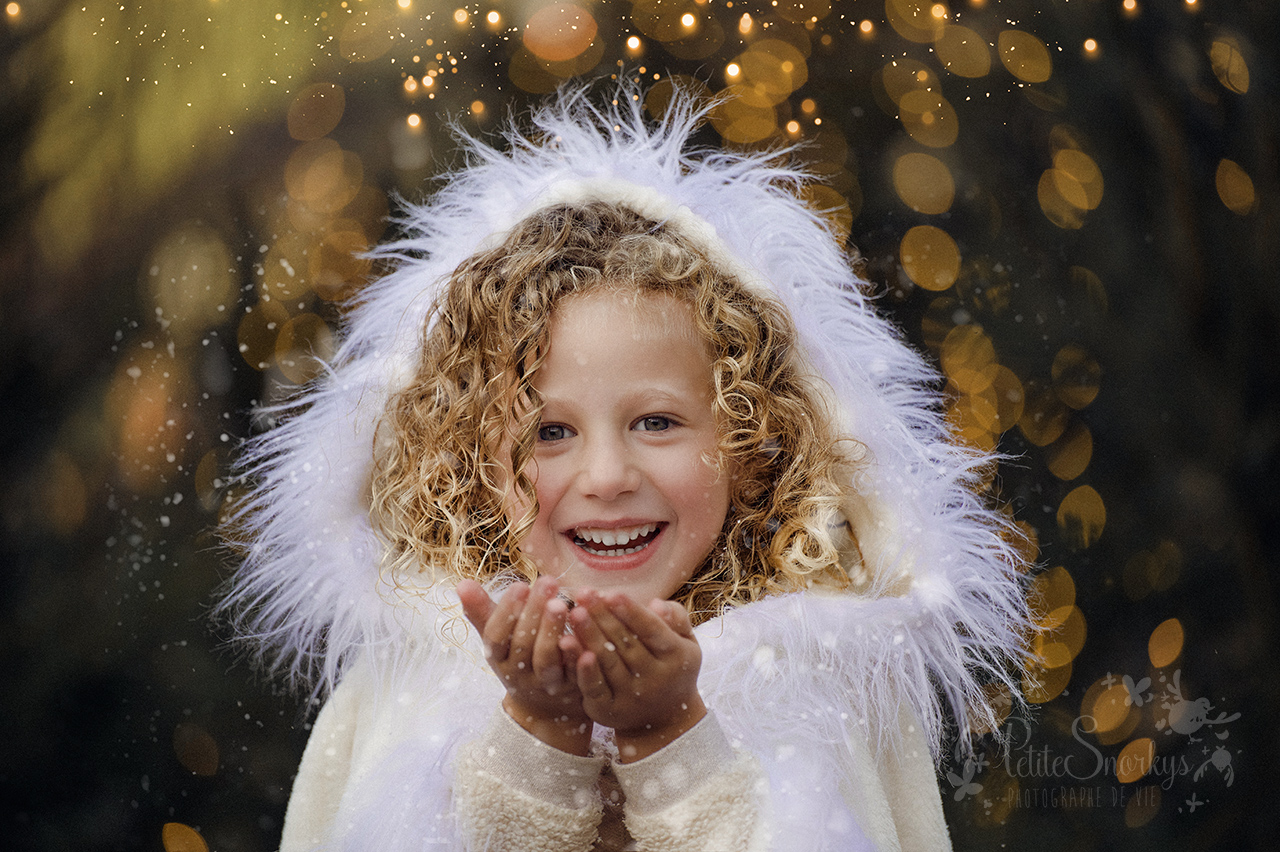 Petite Snorkys, mini session noel, christmas time, shooting Noël, Papa NoËl, studio NoËl, photo de noel, père noel, magie de noel, souvenirs de noel