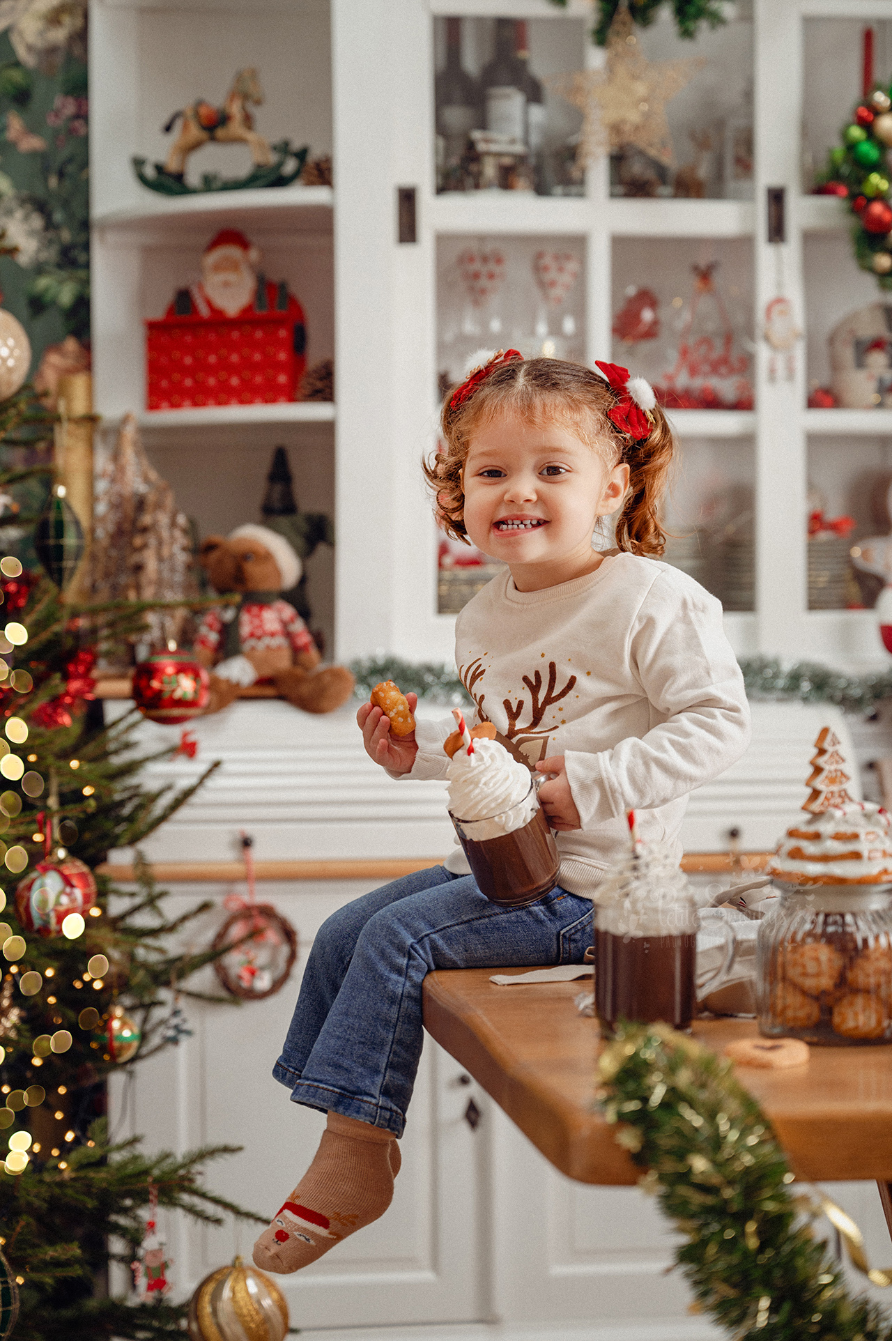 Petite Snorkys, mini session noel, christmas time, shooting Noël, Papa NoËl, studio NoËl, photo de noel, père noel, magie de noel, souvenirs de noel