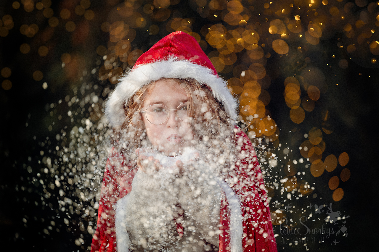 Petite Snorkys, mini session noel, christmas time, shooting Noël, Papa NoËl, studio NoËl, photo de noel, père noel, magie de noel, souvenirs de noel