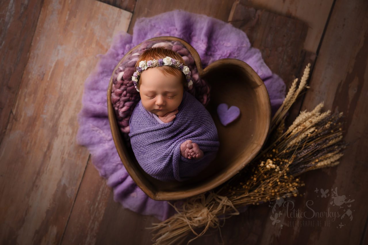 Studio Photo à Liège, photographe professionnelle en Belgique, Studio Photo Grossesse, photo maternité, photographe bébé, photographe naissance, photo de famille, Liège photo, Photographe Belge, Studio Photo Wallonie, nouveau-né, futures mamans